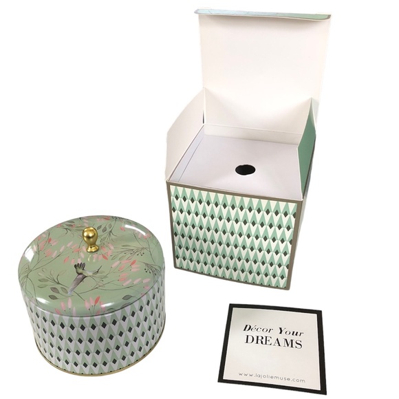 La Jolie Muse Accents La Jolie Muse White Tea Scented Tin Candle